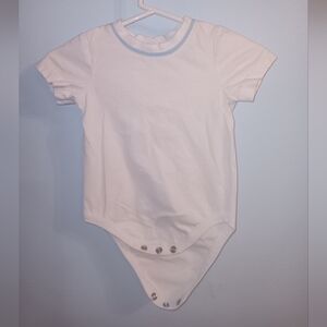 Classic White Buttoned Kids Bodysuit Onesie